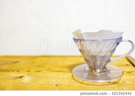 咖啡滴頭和咖啡豆 咖啡滴頭和咖啡豆 101502442