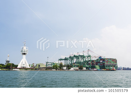 The container ship docked at the port of Kaohsiung, Taiwan for loading. The container ship docked at the port of Kaohsiung, Taiwan for loading. 101505579