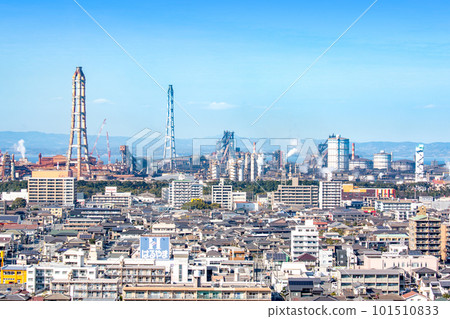 Oita city area and factory area in the distance Oita city area and factory area in the distance 101510833