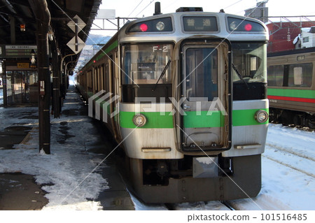 札幌首都圈內的721系列車(小樽站) 札幌首都圈內的721系列車(小樽站) 101516485