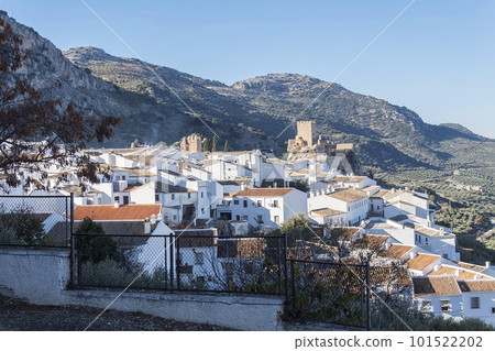 Zuheros, white village of the province of Cordoba in Spain 101522202