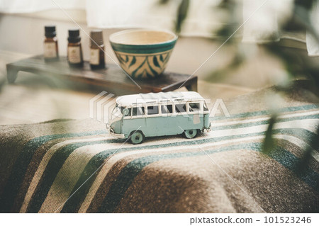 Fashionable bus toys and interior Fashionable bus toys and interior 101523246