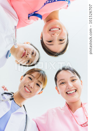 Young medical staff medical team 101526707