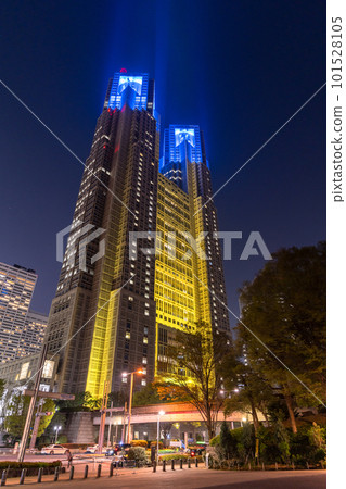 "Tokyo" Night view of the Tokyo Metropolitan Government Building Ukrainian color light up "Tokyo" Night view of the Tokyo Metropolitan Government Building Ukrainian color light up 101528105
