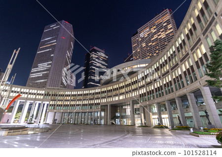 《東京》夜幕下的新宿副中心 《東京》夜幕下的新宿副中心 101528114