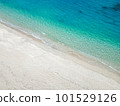 沖繩美麗的大海，翡翠藍色的大海和潔白的沙灘 101529126