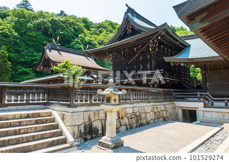 吉備津彥神社(瓦登和正殿) 吉備津彥神社(瓦登和正殿) 101529274
