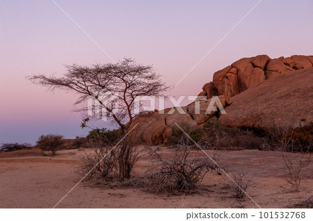 The Spitzkoppe area around sunset The Spitzkoppe area around sunset 101532768