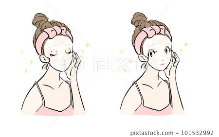 A woman who does skin care with a moisturizing pack 101532992