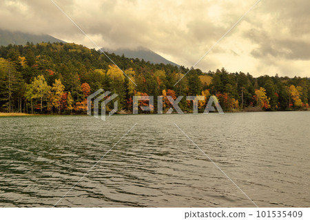 紅葉的Onneto風景 紅葉的Onneto風景 101535409