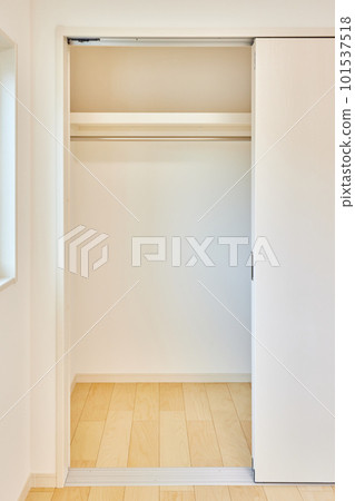 壁櫥房子住房 101537518