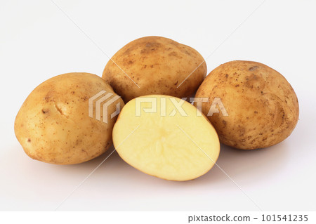 New potatoes (Nishitoyo) New potatoes (Nishitoyo) 101541235