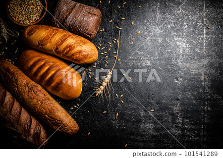 Different types of fresh homemade bread. Different types of fresh homemade bread. 101541289