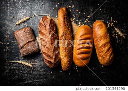 Different types of fresh homemade bread. Different types of fresh homemade bread. 101541290