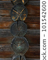 Log well assembly of beams orlogs. Vertical photo 101542600