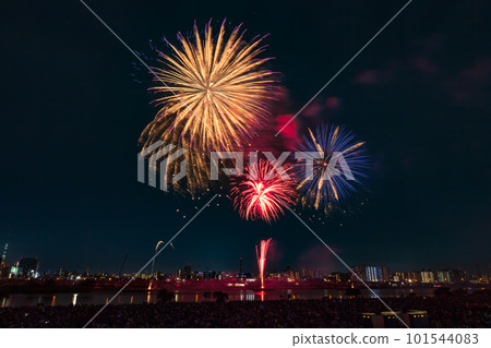 Fireworks display in Adachi Ward seen from the Arakawa riverbed, Tokyo Fireworks display in Adachi Ward seen from the Arakawa riverbed, Tokyo 101544083