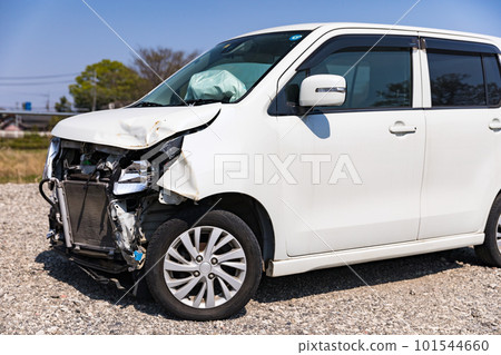 交通事故中損壞的車輛 交通事故中損壞的車輛 101544660