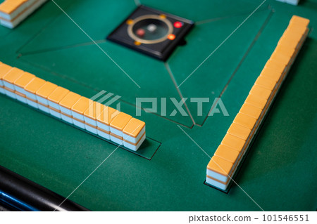 Electric mahjong table 101546551