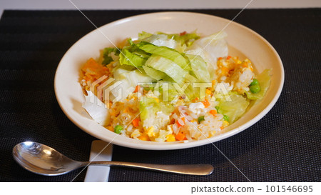 生菜炒飯 101546695