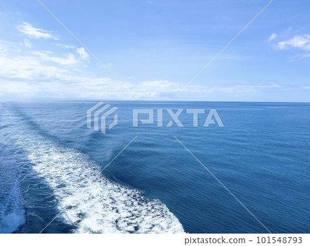 美麗的夏日日本海和甦醒 101548793