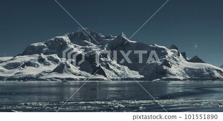 Lemaire strait coast, mountains and icebergs,  101551890