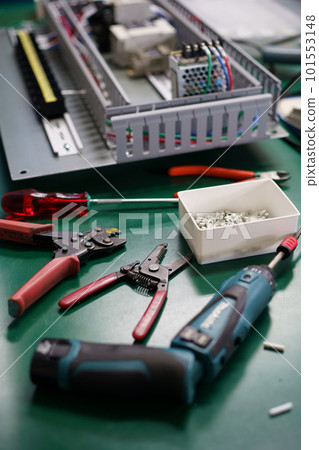 Electrical control assembly work Electrical control assembly work 101553148