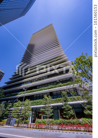 Urban landscape with tower apartment Urban landscape with tower apartment 101560153