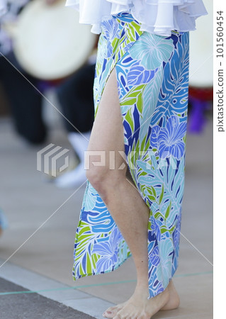 女足舞草裙舞 女足舞草裙舞 101560454