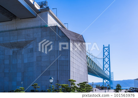 Overlooking Akashi Ohashi Bridge in clear weather Overlooking Akashi Ohashi Bridge in clear weather 101563976