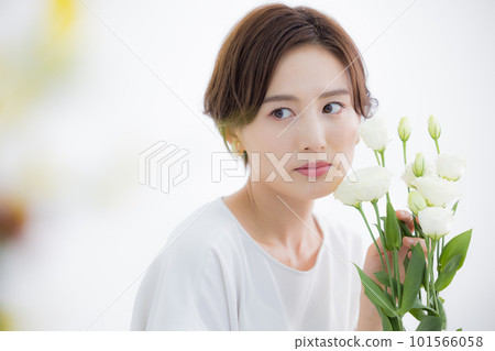 Beauty image female portrait Beauty image female portrait 101566058