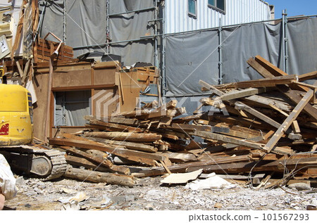 Dismantling materials for wooden houses 101567293
