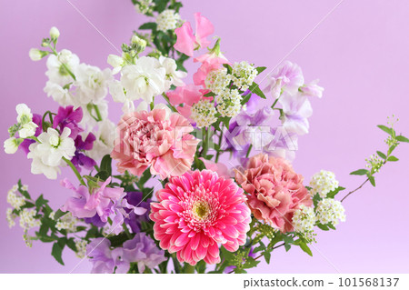 Bouquet in muted colors 101568137