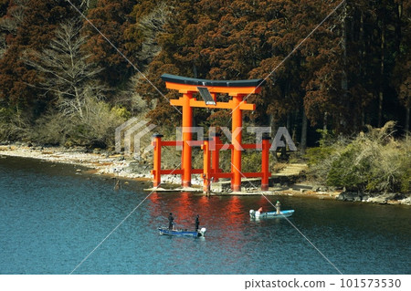 蘆之湖、蘆遊船、九頭龍神社的鳥居 101573530