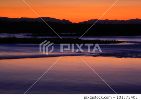 Kitakami City, Iwate Prefecture, Kitakami River at sunset 101575405