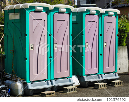 Temporary toilet (simple toilet) Temporary toilet (simple toilet) 101576592