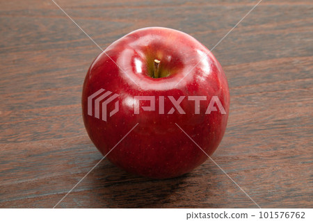 日本紅蘋果、紅寶石 101576762