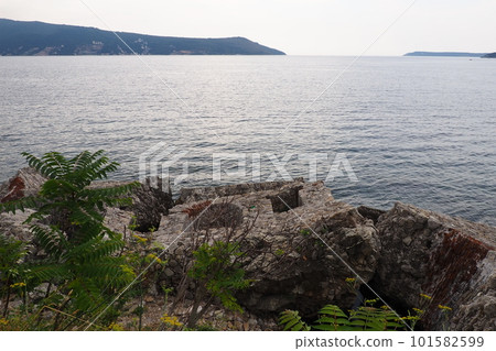 Fort Mezaluna Mesaluna Citadel Citadela Montenegro Herceg Novi. The ruins of an ancient stone fortress, destroyed in an earthquake, fell into the Adriatic Sea, the Mediterranean. Tourist attractions Fort Mezaluna Mesaluna Citadel Citadela Montenegro Herceg Novi. The ruins of an ancient stone fortress, destroyed in an earthquake, fell into the Adriatic Sea, the Mediterranean. Tourist attractions 101582599