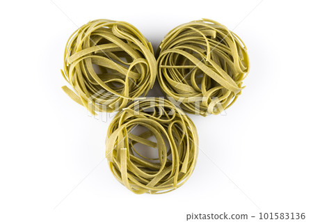 dry green nest pasta 101583136
