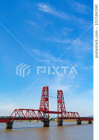 Saga Prefecture / Chikugo River lift bridge in the blue sky 101584390