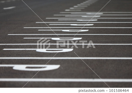 Flat parking lot image 101586464