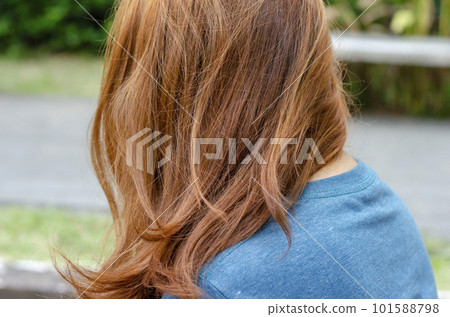 Asian woman behind with messy hair Asian woman behind with messy hair 101588798