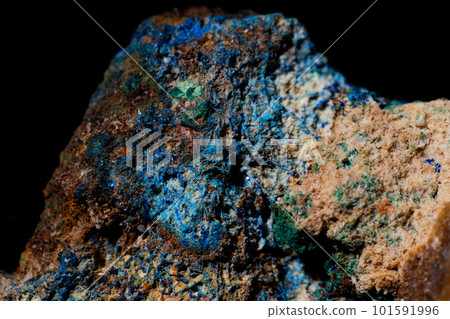 Malachite and azureite in symbiosis with calcite 101591996