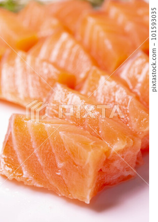 Fresh and delicious salmon sashimi Fresh and delicious salmon sashimi 101593035