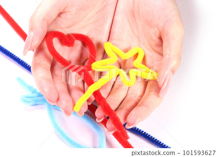 Woman's hand with color mall Woman's hand with color mall 101593627