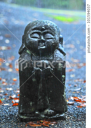 石佛/祈禱/雨晨 石佛/祈禱/雨晨 101594037