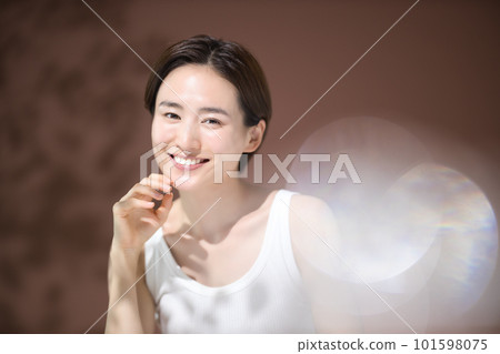 年輕女性的美麗 年輕女性的美麗 101598075