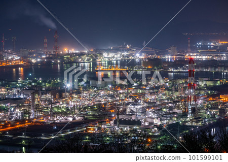 Kurashiki City, Okayama Prefecture Factory night view from Mizushima Observatory 101599101