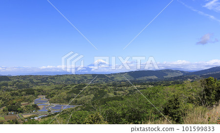 從須雲山停車場看到的富士山(春天) 從須雲山停車場看到的富士山(春天) 101599833