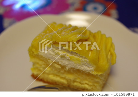 mont blanc marron cake mont blanc marron cake 101599971