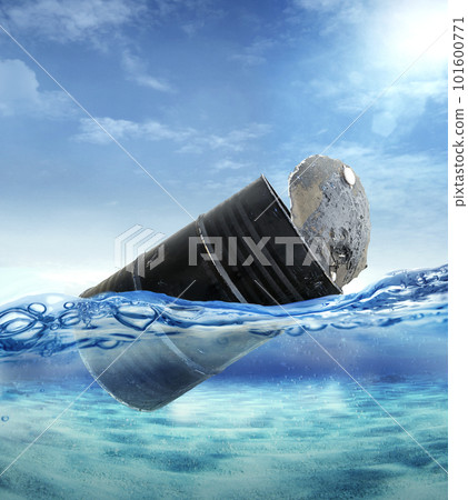 Oil barrels floating in the ocean Oil barrels floating in the ocean 101600771